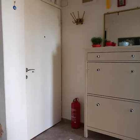 House With Bosphorus View, Elevator, Air Conditioning And Parking Daire