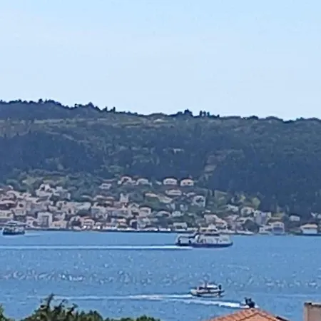 House With Bosphorus View, Elevator, Air Conditioning And Parking Daire